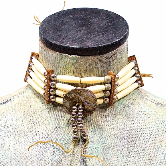 VTG 70's Bone Horn Shell Choker - Picture 3 of 4